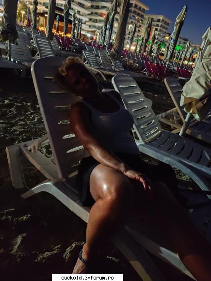 Bagaboanta de futut pe plajă - De futut bagaboanta pe - Fantezii si intamplari din viata de cuckold