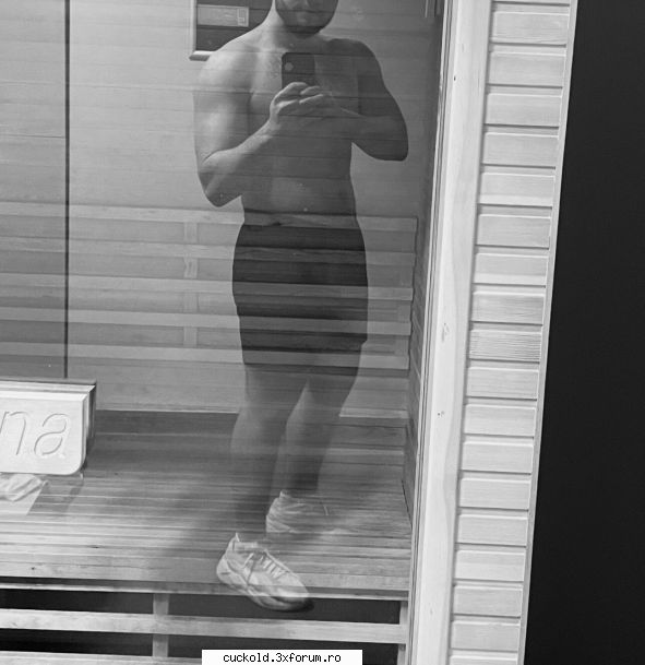 Bull 27 de ani Bucuresti - AndreiXB98 - Fantezii si intamplari din viata de cuckold