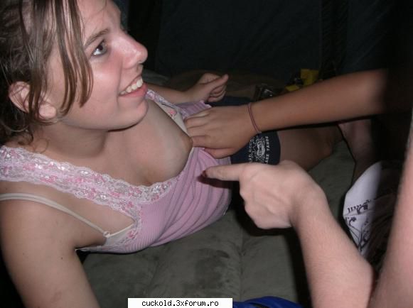 Dornica sa fie initiata. - Doar oare e majora fetita? - Fantezii si intamplari din viata de cuckold