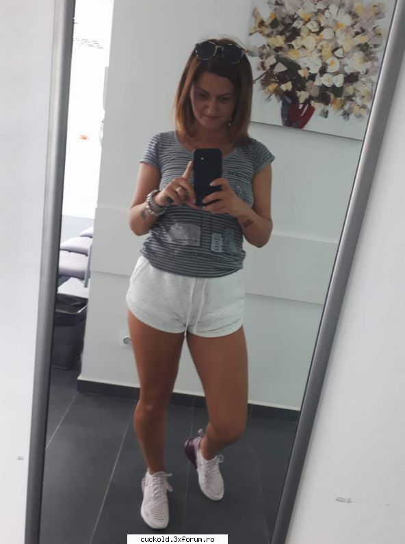 Poze soții - Indoilainceput - Fantezii si intamplari din viata de cuckold