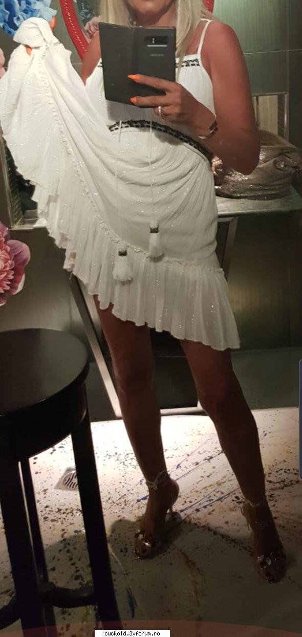 Propunere ......indecenta ! - Ridica mi rochia si fure ma - Fantezii si intamplari din viata de cuckold