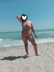 gasesc bull ca lumea???? CAUT IUBIT !!! - anahotwife - Fantezii si intamplari din viata de cuckold