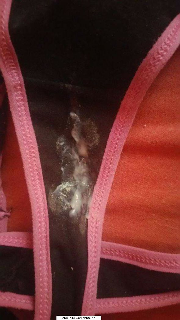 poze chiloti uzati ai sotiilor - mi a placut sa i ling - Fantezii si intamplari din viata de cuckold